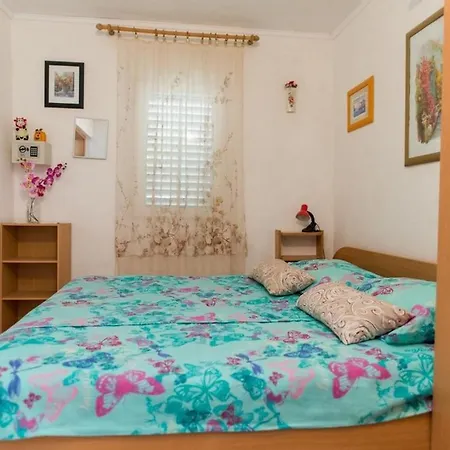 Izvorka Lägenhet Grebaštica